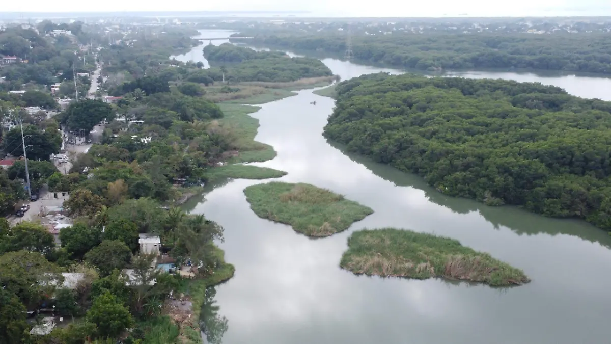 Laguna del Chairel presenta bajos niveles